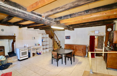 French property for sale in Écuras, Charente - €60,000 - photo 6