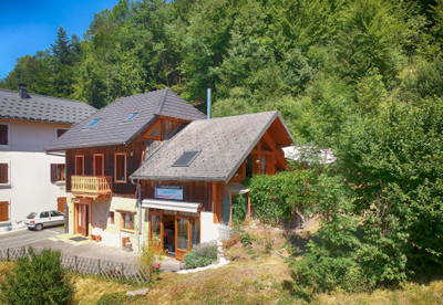Maison à vendre à Le Châtelard, Savoie, Rhône-Alpes, avec Leggett Immobilier
