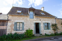 Maison à vendre à Pussigny, Indre-et-Loire - 155 150 € - photo 1