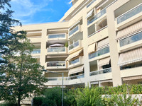 Appartement à vendre à Mougins, Alpes-Maritimes - 322 000 € - photo 2