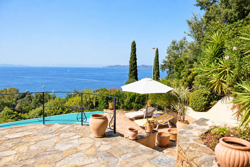 French property for sale in Le Lavandou, Var - €3,000,000 - photo 0