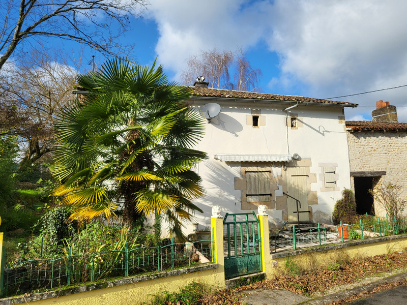 French property for sale in Savigné, Vienne - €47,600 - photo 10