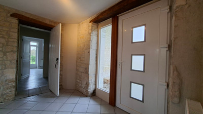 French property for sale in Aigre, Charente - €185,000 - photo 2