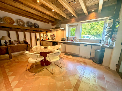 French property for sale in Mazerolles, Charente - €267,500 - photo 2