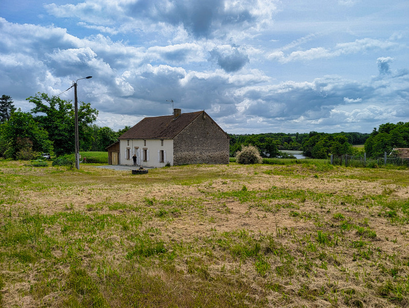 French property for sale in Saint-Hilaire-la-Treille, Haute-Vienne - €134,000 - photo 1