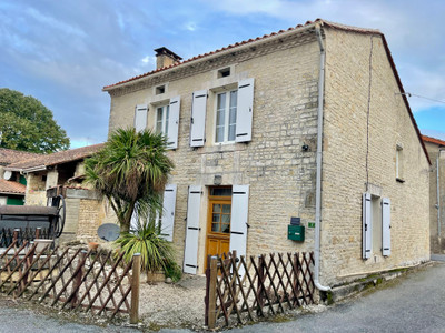 house for sale in Charente