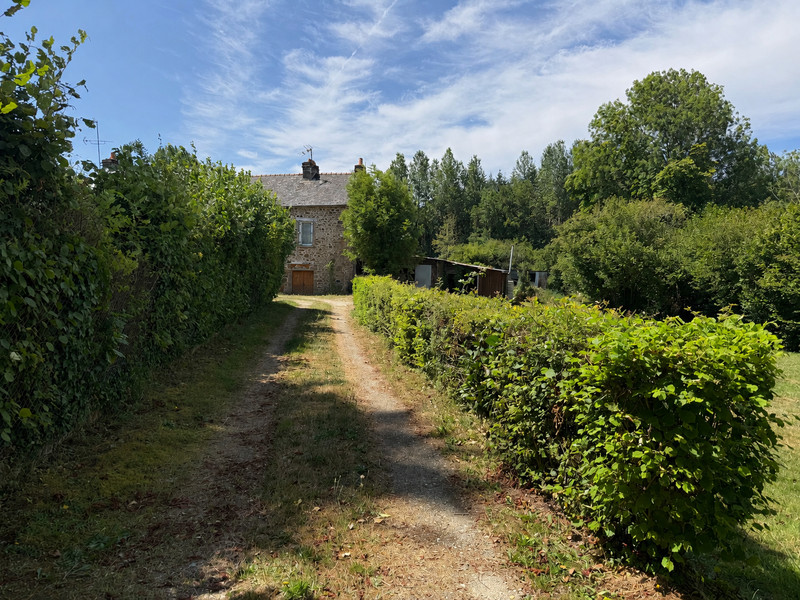 French property for sale in Chantrigné, Mayenne - €77,777 - photo 1