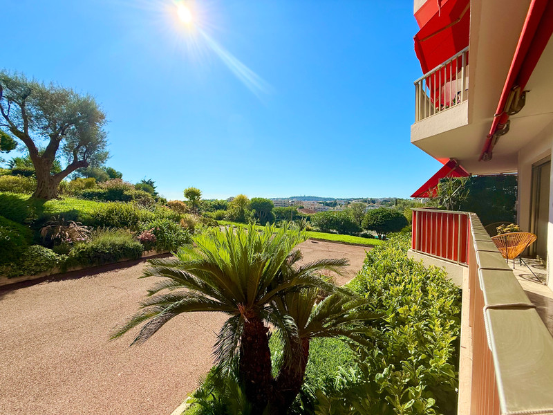 Appartement à vendre à Antibes, Alpes-Maritimes - 395.000 € - photo 1