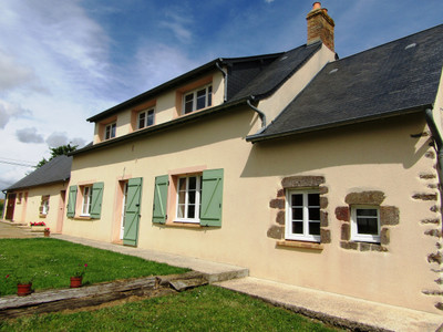 Maison à vendre à Saint-Christophe-du-Jambet, Sarthe, Pays de la Loire, avec Leggett Immobilier