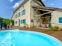 Maison à vendre à Castelnau Montratier-Sainte Alauzie, Lot - 380 000 € - photo 1