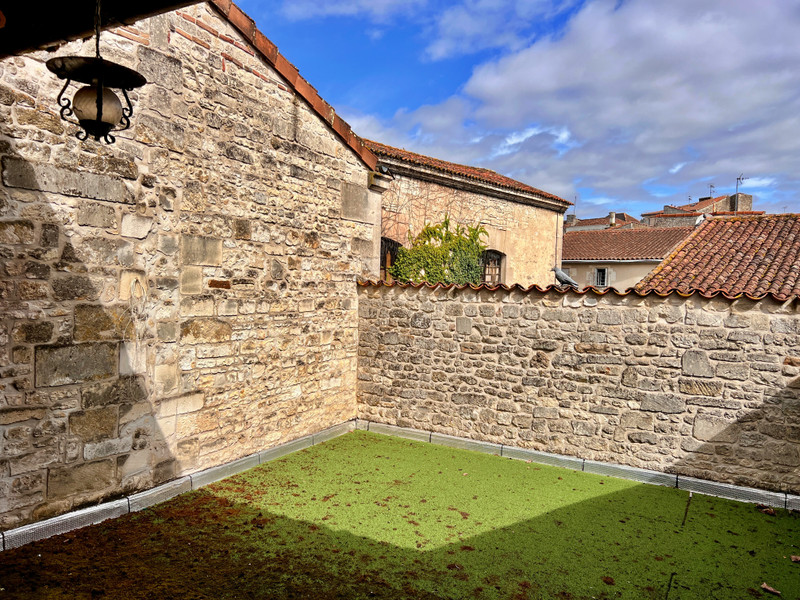 French property for sale in Jarnac, Charente - €235,400 - photo 8