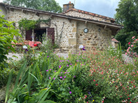 Maison à vendre à Teyjat, Dordogne - 194.400 € - photo 12