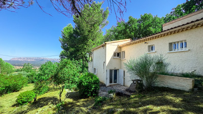 French property for sale in Trets, Bouches-du-Rhône - €479,000 - photo 1