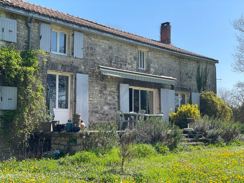 French property for sale in Val-d'Auge, Charente - €485,000 - photo 4