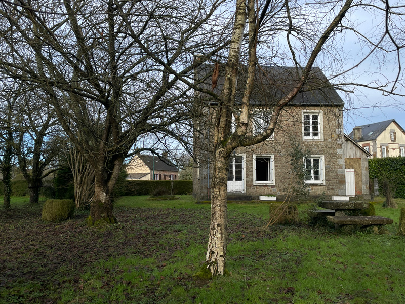 Maison à vendre à Joué-du-Bois, Orne - 98.000 € - photo 1