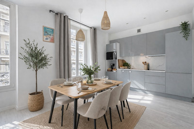 French property for sale in Nice, Alpes-Maritimes - €340,000 - photo 2