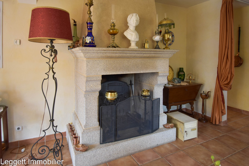 French property for sale in Ussel, Corrèze - &#8364;239,500 - photo 5