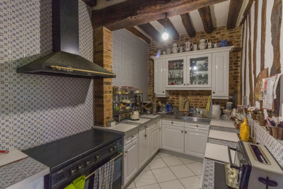 French property for sale in Harquency, Eure - €472,500 - photo 6