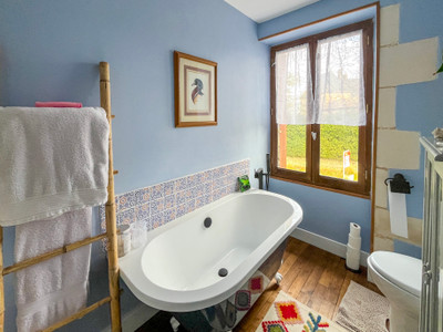 French property for sale in Pleuville, Charente - €199,950 - photo 7