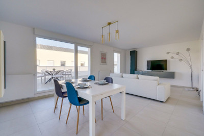 French property for sale in Le Bouscat, Gironde - €416,000 - photo 4