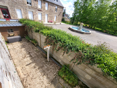 French property for sale in Fougerolles-du-Plessis, Mayenne - €65,000 - photo 2