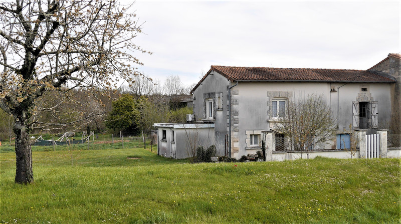 French property for sale in La Rochebeaucourt-et-Argentine, Dordogne - &#8364;89,991 - photo 2