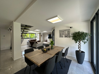 French property for sale in Barbezieux-Saint-Hilaire, Charente - €317,500 - photo 12