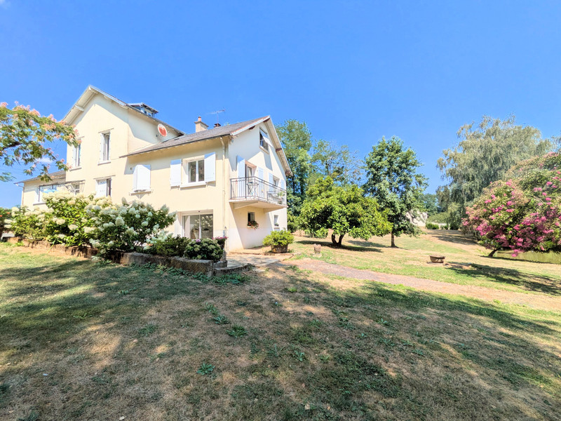 French property for sale in Saint-Yrieix-la-Perche, Haute-Vienne - €239,000 - photo 1