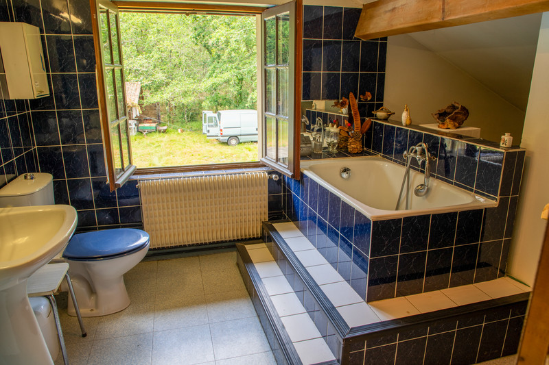 French property for sale in Luglon, Landes - €359,000 - photo 4