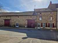 Maison à vendre à Saint-Victurnien, Haute-Vienne - 355.100 € - photo 1