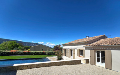 Maison à vendre à Oppède, Vaucluse, PACA, avec Leggett Immobilier