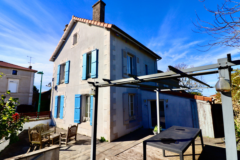French property for sale in Montembœuf, Charente - €130,800 - photo 0