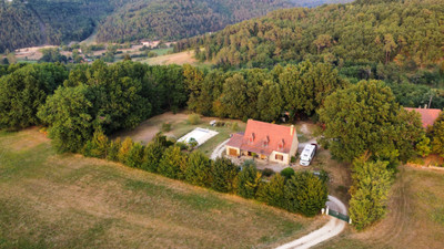 Maison à vendre à Sainte-Foy-de-Belvès, Dordogne, Aquitaine, avec Leggett Immobilier