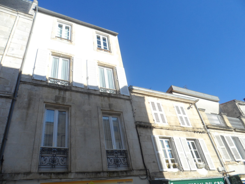Immeuble à vendre à La Rochelle, Charente-Maritime - 313 949 € - photo 1