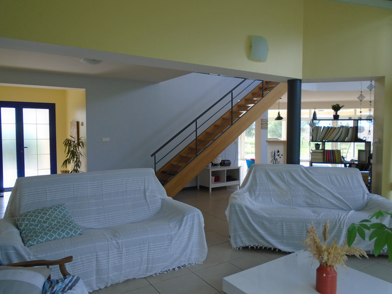 French property for sale in Availles-Limouzine, Vienne - €299,998 - photo 4