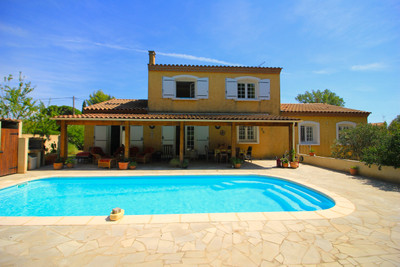 Maison à vendre à Cuxac-d'Aude, Aude, Languedoc-Roussillon, avec Leggett Immobilier