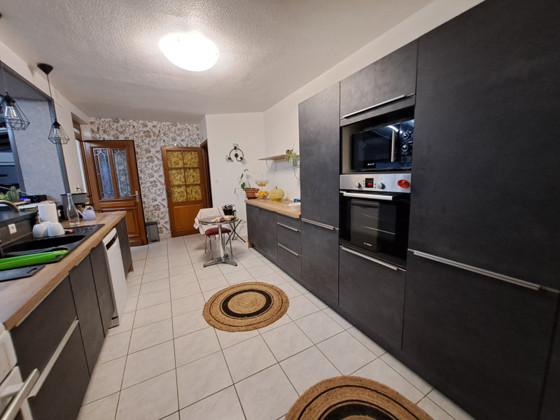French property for sale in Bourbon-Lancy, Saône-et-Loire - €256,800 - photo 2