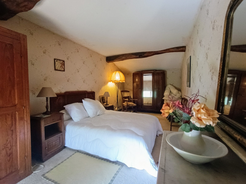 French property for sale in Néré, Charente-Maritime - €150,000 - photo 5