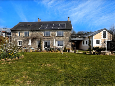Maison à vendre à Saint-Calais-du-Désert, Mayenne, Pays de la Loire, avec Leggett Immobilier