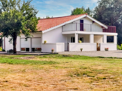 Maison à vendre à Saugnacq-et-Muret, Landes, Aquitaine, avec Leggett Immobilier