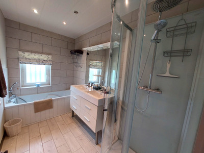 French property for sale in Marthon, Charente - €213,465 - photo 7