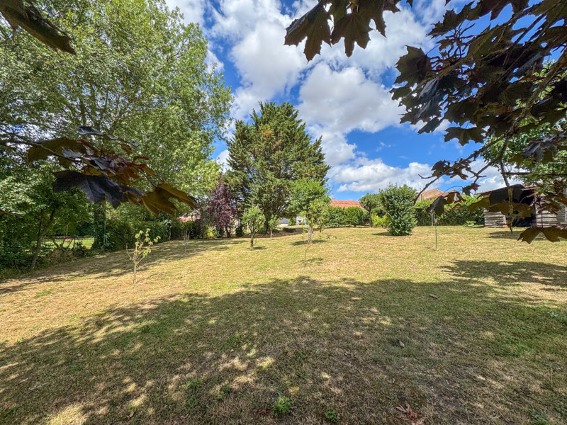 French property for sale in Saint-Hilaire-des-Loges, Vendée - €265,000 - photo 2