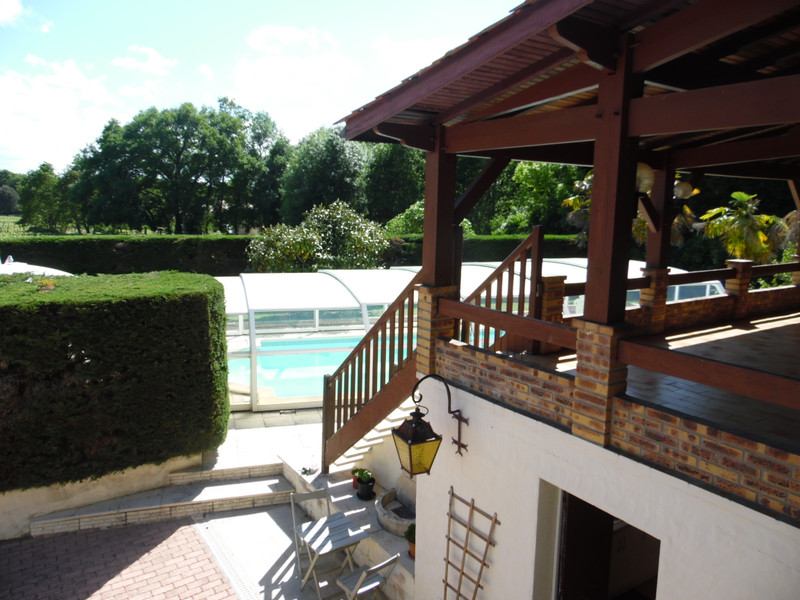 French property for sale in Saint-Savin, Gironde - €367,500 - photo 6