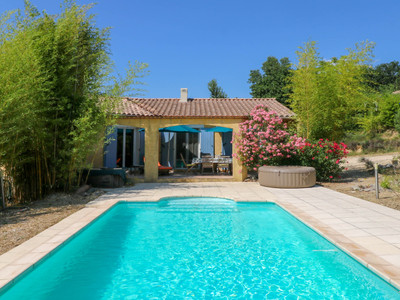 Maison à vendre à Barjac, Gard, Languedoc-Roussillon, avec Leggett Immobilier