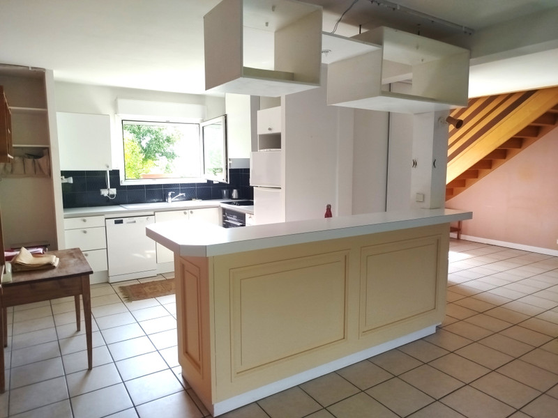 French property for sale in Thoiry, Ain - €457,800 - photo 3
