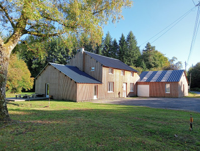 French property for sale in Marcillac-la-Croisille, Corrèze - €297,000 - photo 1
