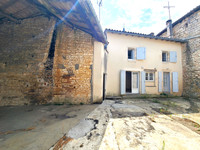 Maison à vendre à Champagne-Mouton, Charente - 71.600 € - photo 10