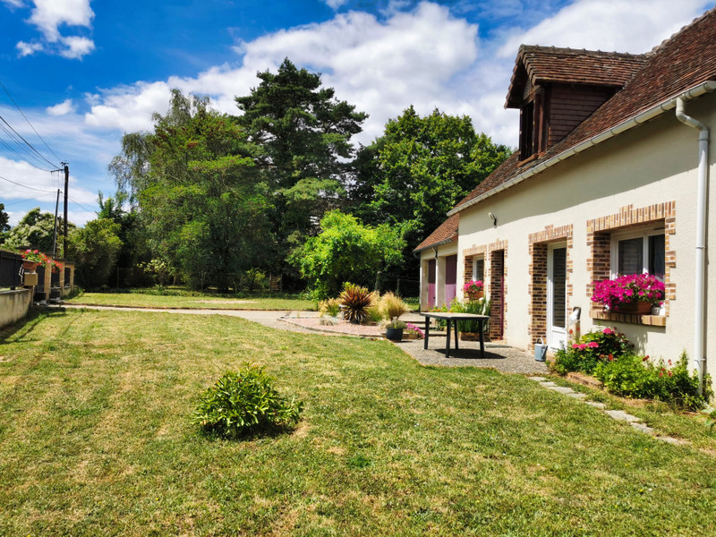 Propriété à vendre à Saint-Aignan, Loir-et-Cher - 143 335 €