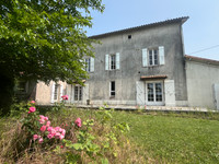 Maison à vendre à La Magdeleine, Charente - 204.000 € - photo 9