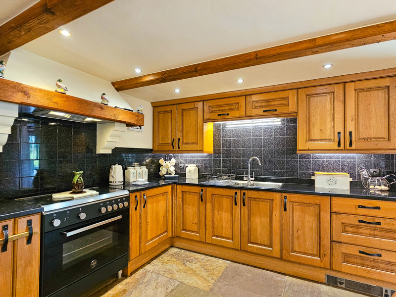 French property for sale in Guerlédan, Côtes-d'Armor - €449,500 - photo 3